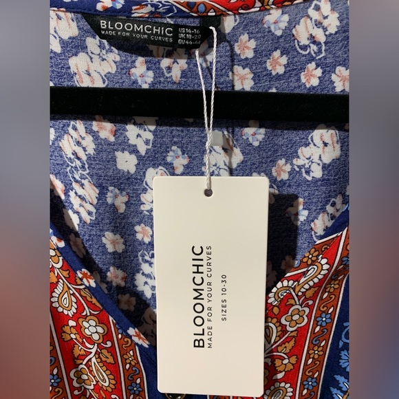 New W/O Tag14/16 1X BloomChic Blue Red Floral Split Ruffled Ties.Tag came off - Picture 8 of 10